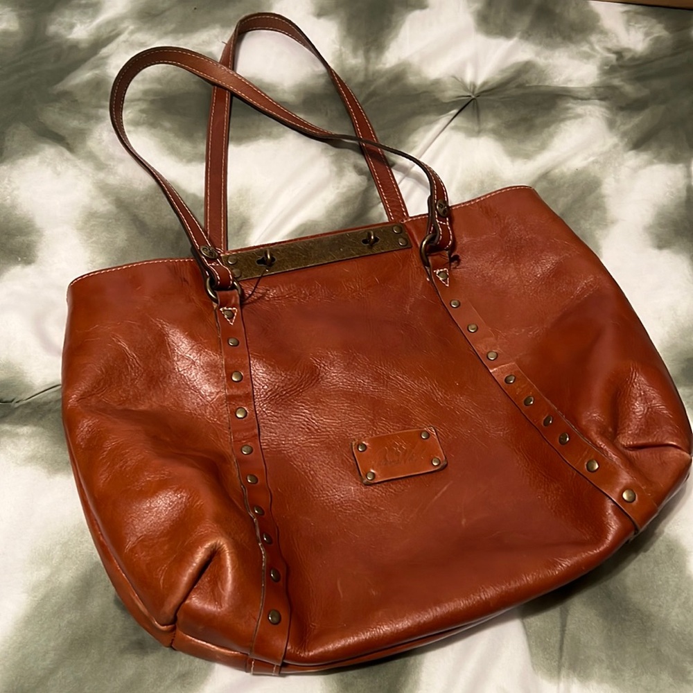 Patricia Nash tote purse!!